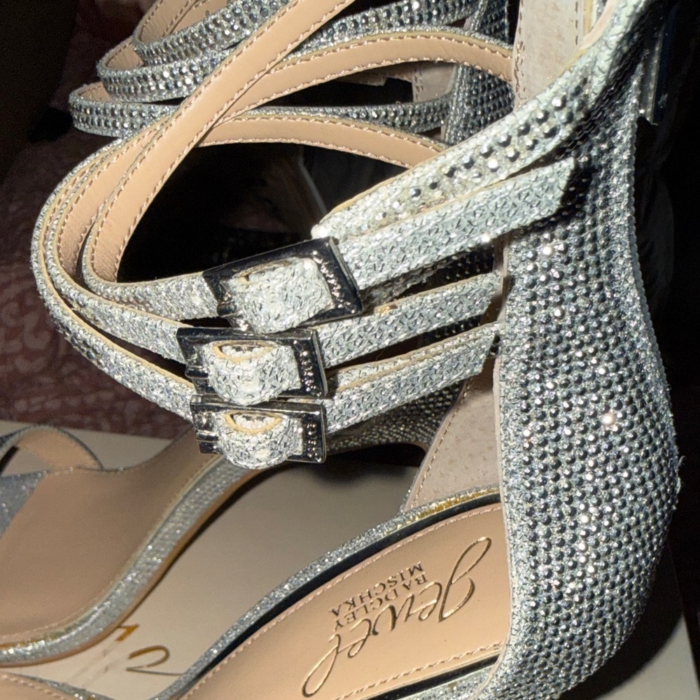 Elegant Silver Strappy Heels - Picture 3 of 8